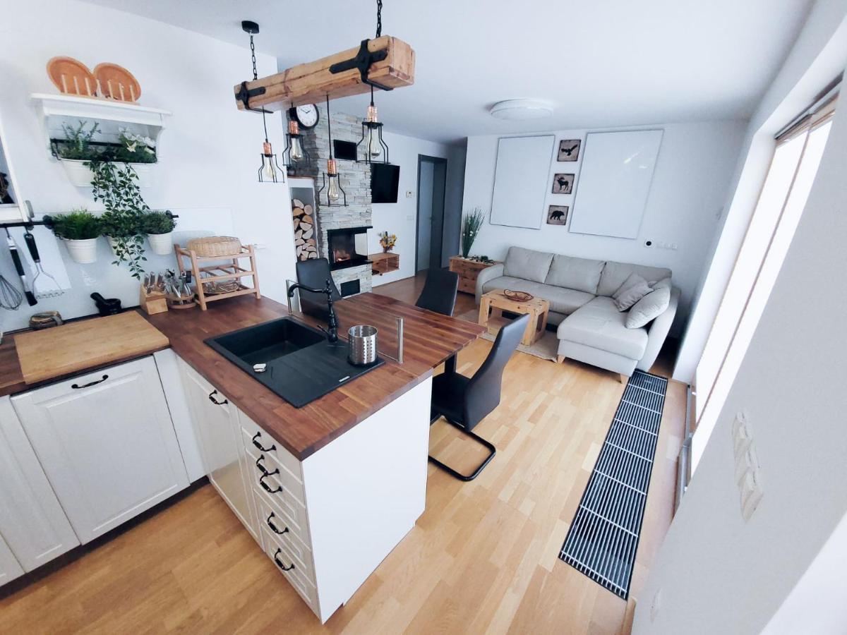 Apartma M&J موجسترانا المظهر الخارجي الصورة